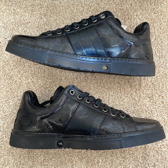 Men’s Gucci GG Guccissima Low Sneakers - Picture 4 of 9